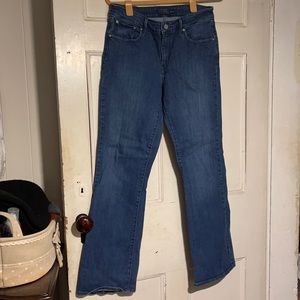 Levi’s Demi Curve Classic Bootcut Leg 30/10 Jean